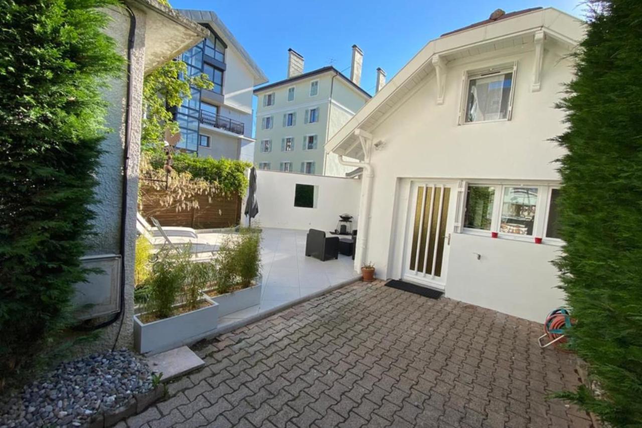 Tiny House - maison de ville au centre d'Annecy terrasse&climatisation Extérieur photo